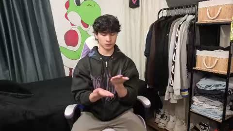 Noah online show from June 28, 2:23 pm
