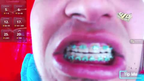   online show from February 15, 5:07 pm