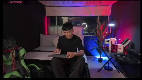 JACK CASTELL online show from April 15, 11:37 pm