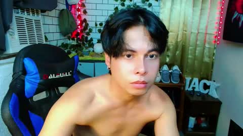 Snapshot of jack_collins69 chatting on October 24, 1:40 am JACK online show from October 24, 1:40 am