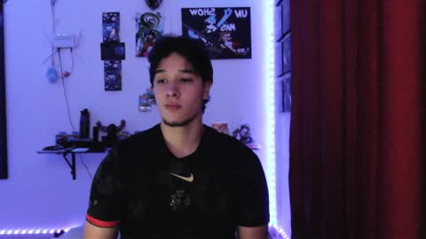 J online show from December 11, 7:10 am