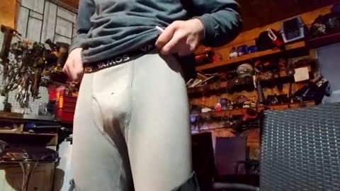 Snapshot of jackboys16 chatting on December 21, 1:47 am Dess online show from December 21, 1:47 am