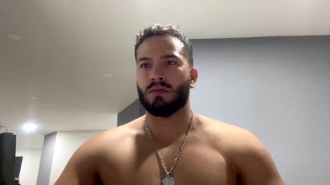 jackdanielsm online show from December 19, 2:34 am