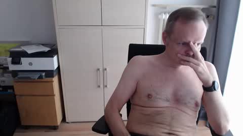 Snapshot of jackdus74 chatting on October 22, 11:36 am jackdus74 online show from October 22, 11:36 am