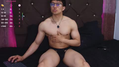 Jacke online show from March 25, 1:09 am