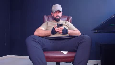 Snapshot of jackethann chatting on October 22, 5:55 am JackEthan online show from October 22, 5:55 am