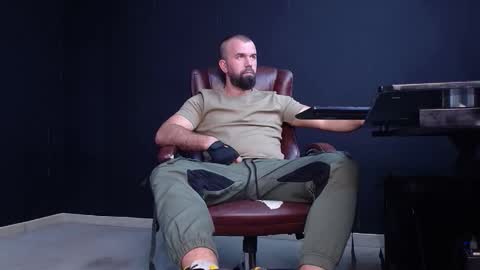 JackEthan online show from November 11, 6:18 am