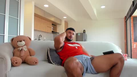 Jackson Wayne online show from November 9, 2:10 pm