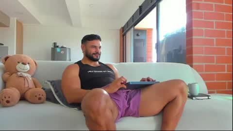 Jackson Wayne online show from April 9, 1:39 pm