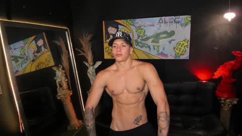 JACOB JAMES online show from February 5, 12:10 am