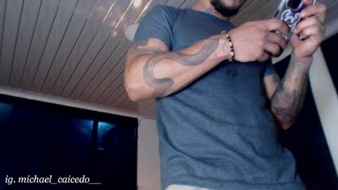 Michael Caicedo online show from June 5, 4:39 am