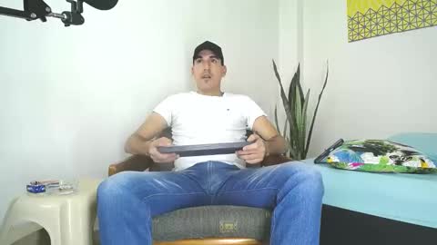 Jacob And Jayden online show from January 19, 11:43 pm