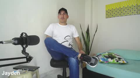 Jacob And Jayden online show from February 13, 7:52 pm