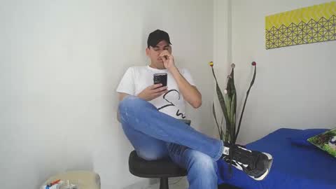 Jacob And Jayden online show from December 9, 7:03 pm