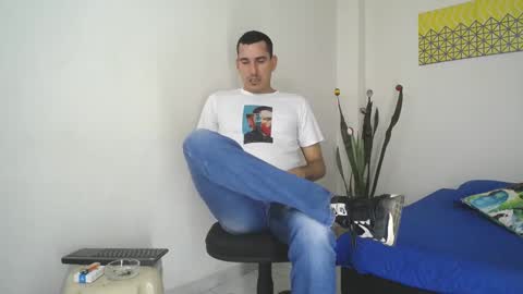 Jacob And Jayden online show from December 16, 7:21 pm