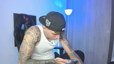 jacobb116 online show from November 10, 12:59 am