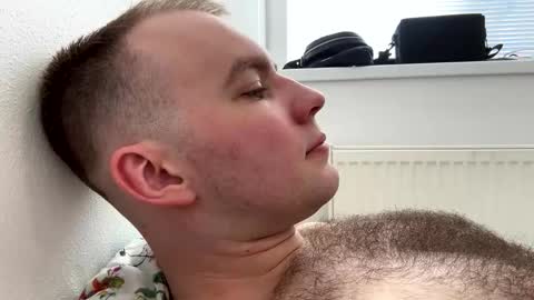 jacobhairyvip online show from April 11, 11:25 am