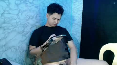 jade_halo online show from June 14, 1:57 pm