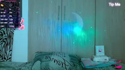 javi15  online show from December 13, 6:21 am