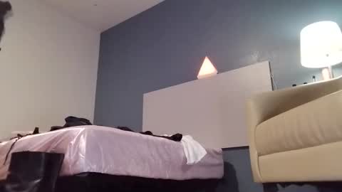 jaidenblake online show from September 20, 8:25 am