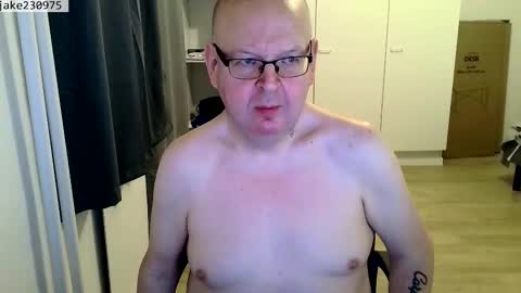 Jake2309 online show from February 26, 7:37 pm