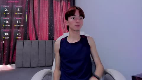 Snapshot of jake_evanss_ chatting on January 26, 2:19 pm JAKE online show from January 26, 2:19 pm