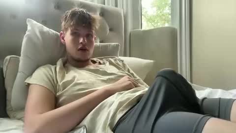 jake_jackson1 online show from May 27, 4:26 pm