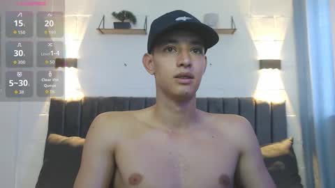 Hi guys im new 3 online show from September 15, 7:37 pm