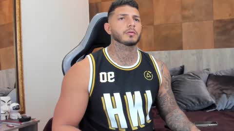 my name is sebas If you come here dont hesitate to say hello Im a guy who really likes having conversations and having hot online show from January 26, 2:24 am