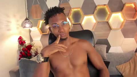 Snapshot of jamalmyst_ chatting on March 4, 11:22 pm   online show from March 4, 11:22 pm
