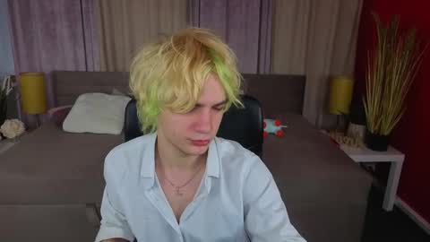 JameMiller online show from March 30, 6:25 am