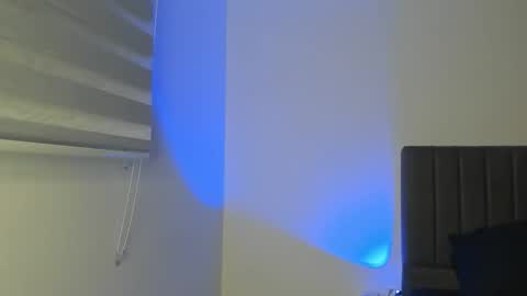 james_and_max online show from May 28, 1:25 am