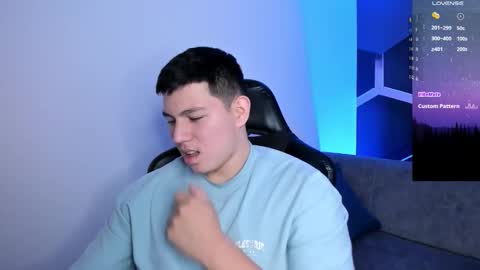 james_cr online show from January 14, 3:44 am