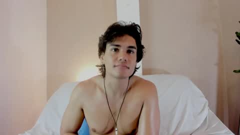 james_morrisonm online show from May 19, 2:12 pm