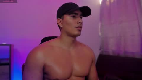 Snapshot of jamesgraay chatting on October 14, 2:46 pm James Gray online show from October 14, 2:46 pm