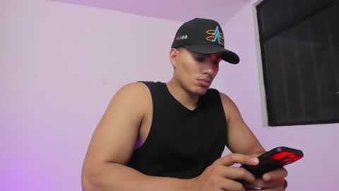 Snapshot of jamesgraay chatting on December 28, 8:48 am James Gray online show from December 28, 8:48 am