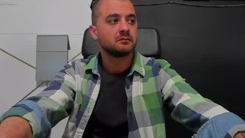 JamesMyers online show from May 26, 4:08 am