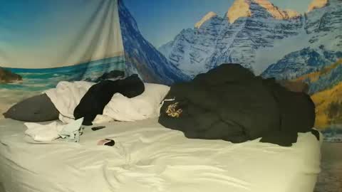 OF - Jamiejordans online show from January 17, 5:32 am