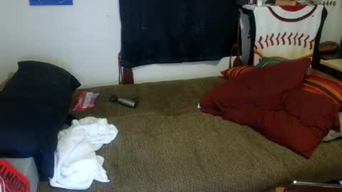jamielove1975 online show from June 26, 12:14 am