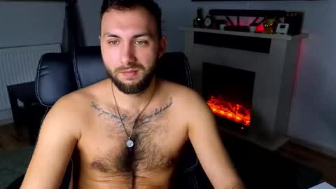 Robbie online show from November 24, 8:04 am