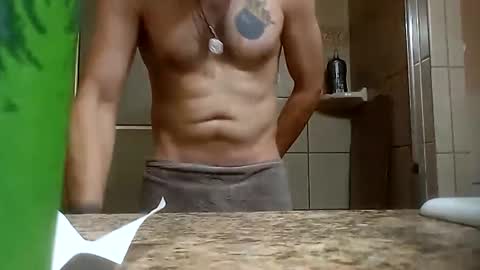 Snapshot of jamieshaneblueeyeswyo307 chatting on February 11, 4:24 pm Supafly307blueeyes9in online show from February 11, 4:24 pm