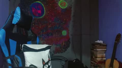 Jammes. online show from January 3, 3:44 pm