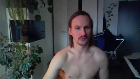 jankujan online show from December 5, 9:16 am