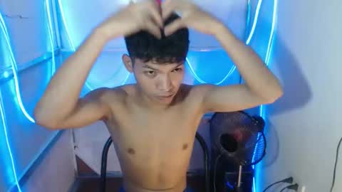 janlloyd04 online show from March 3, 2:30 am