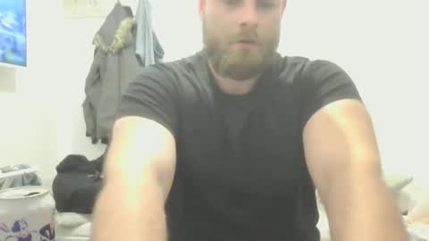Snapshot of januszcygan chatting on October 22, 7:16 pm januszcygan online show from October 22, 7:16 pm
