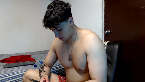 Jareth online show from December 12, 7:15 pm