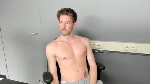 Jason online show from February 7, 11:01 am