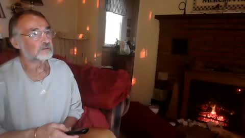 Snapshot of jasonreloaded694u chatting on January 26, 9:18 pm Jason online show from January 26, 9:18 pm