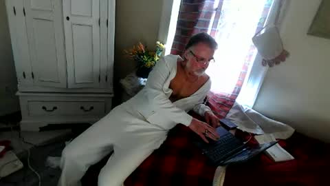 Jason online show from February 22, 6:31 pm