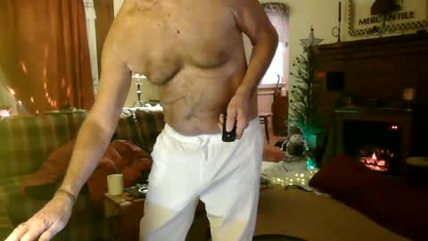 Snapshot of jasonreloaded694u chatting on December 21, 1:42 pm Jason online show from December 21, 1:42 pm